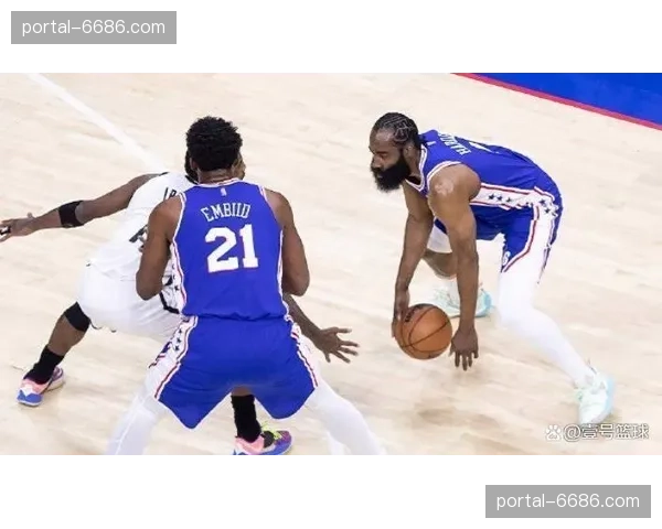 里弗斯要求特纳挡拆后沉底角 清空禁区通道创造多持球点驱动