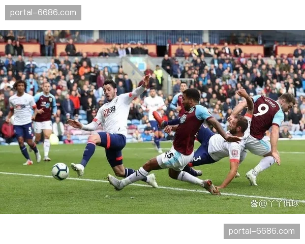 伯恩茅斯定位球防守分析：赛季15场平局展现极致韧性